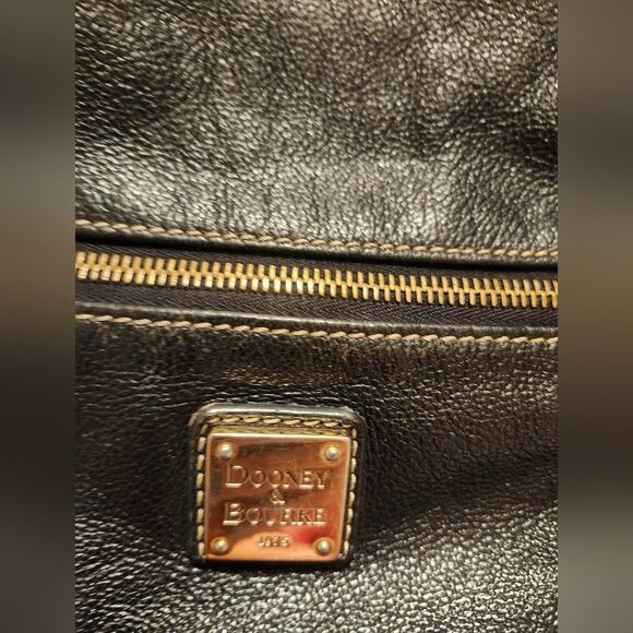 Dooney & Bourke "Nina" Black Pebbled Saffiano Leather Satchel/Shoulder Bag $445 - Picture 7 of 9